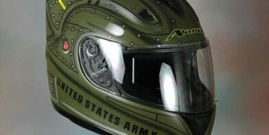 Akuma R3 Apache头盔审查