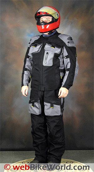 乔火箭干科技纳米夹克和裤子