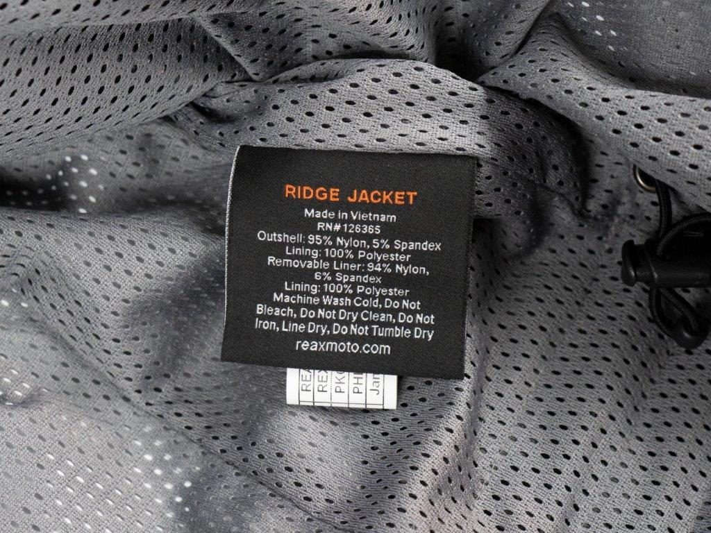 松弛脊纺织夹克内部标签信息