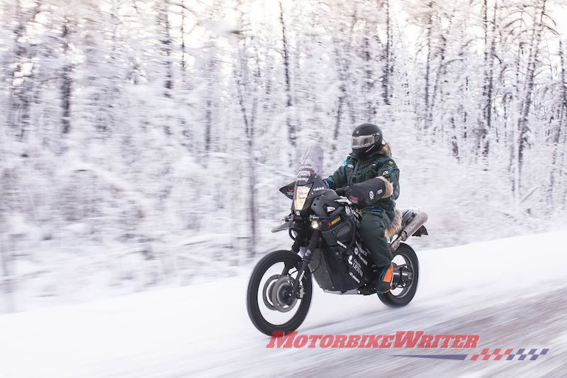 立陶宛摩托车冒险家Karolis Mieliauskas竞争史诗,雅马哈,地球上最冷的地方