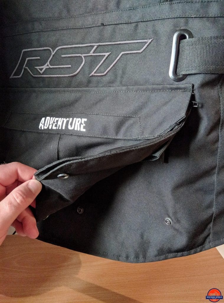 RST Pro系列冒险3纺织夹克口袋里