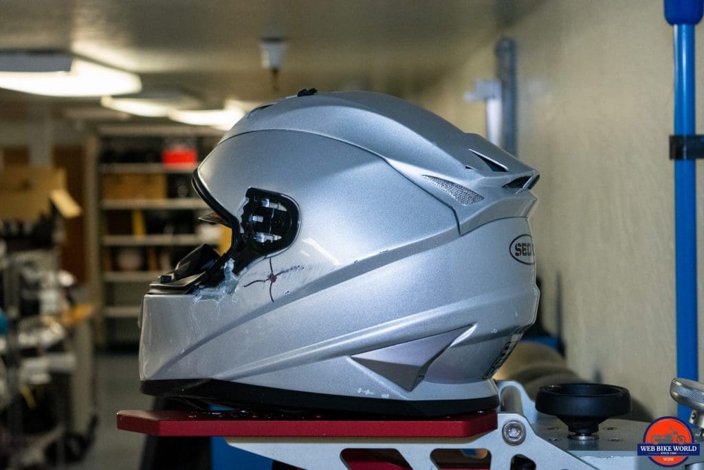 一个“虚拟”头盔斯奈尔测试中使用。