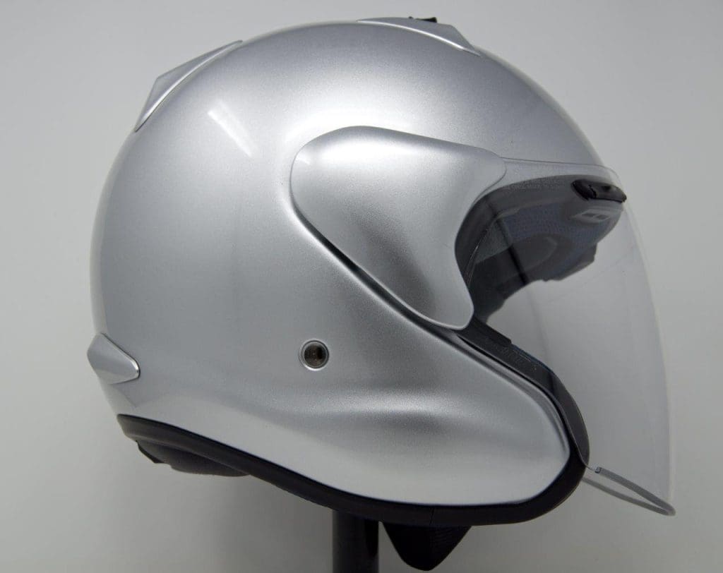 侧视图的新井XC头盔