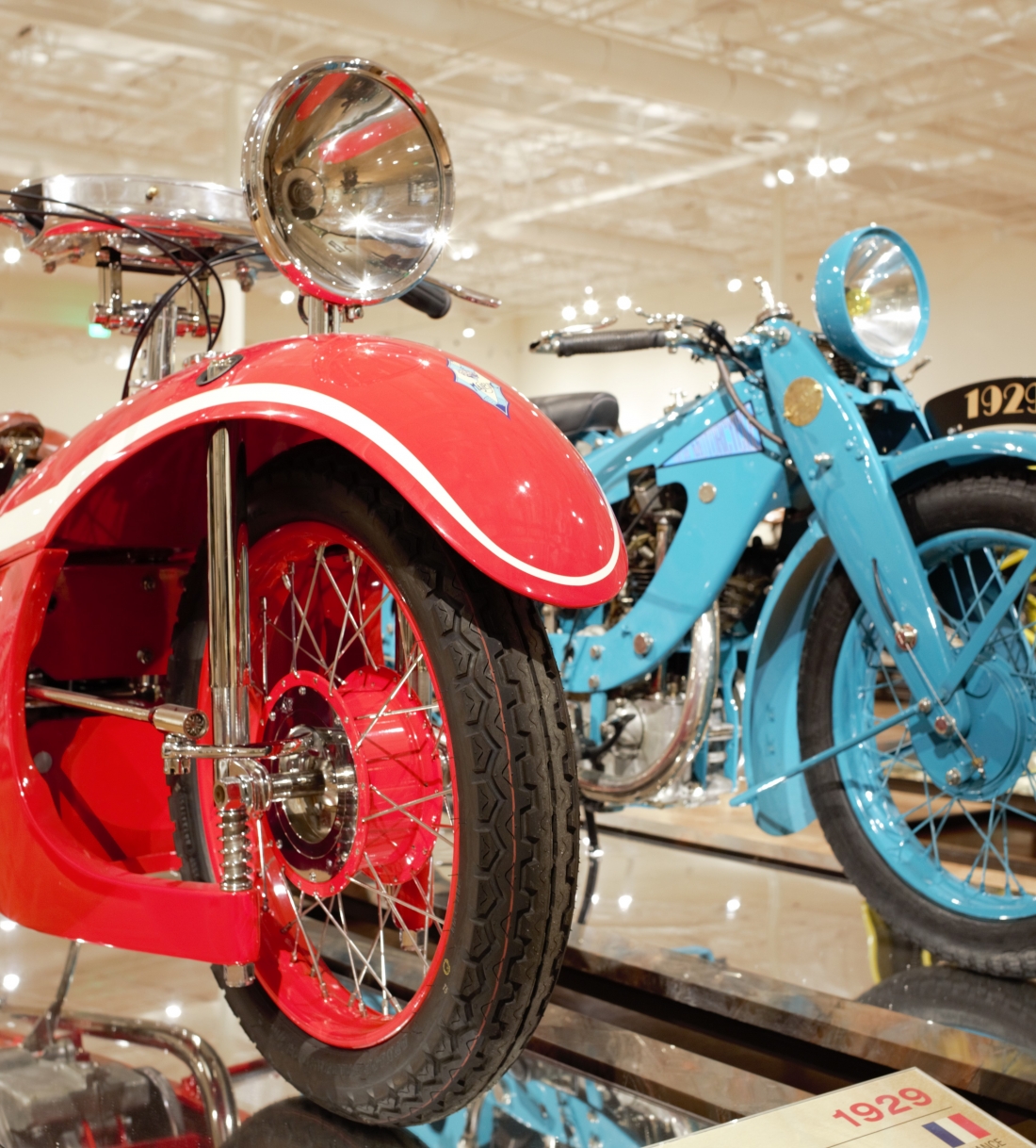 在哈斯摩托博物馆可以看到的一些自行车18luck新利娱乐在线
