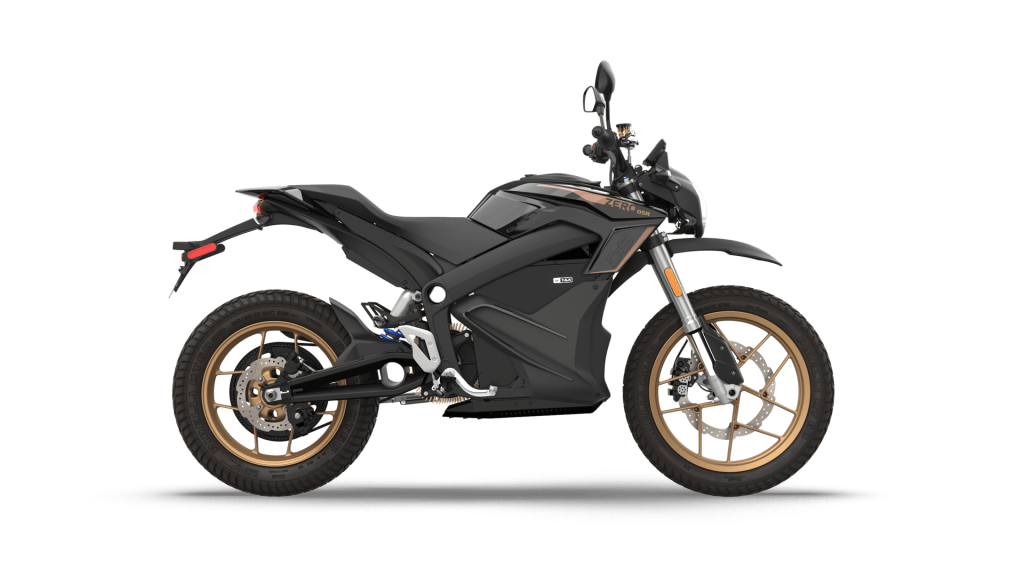 2022零DSR电动摩托车在白色背景上