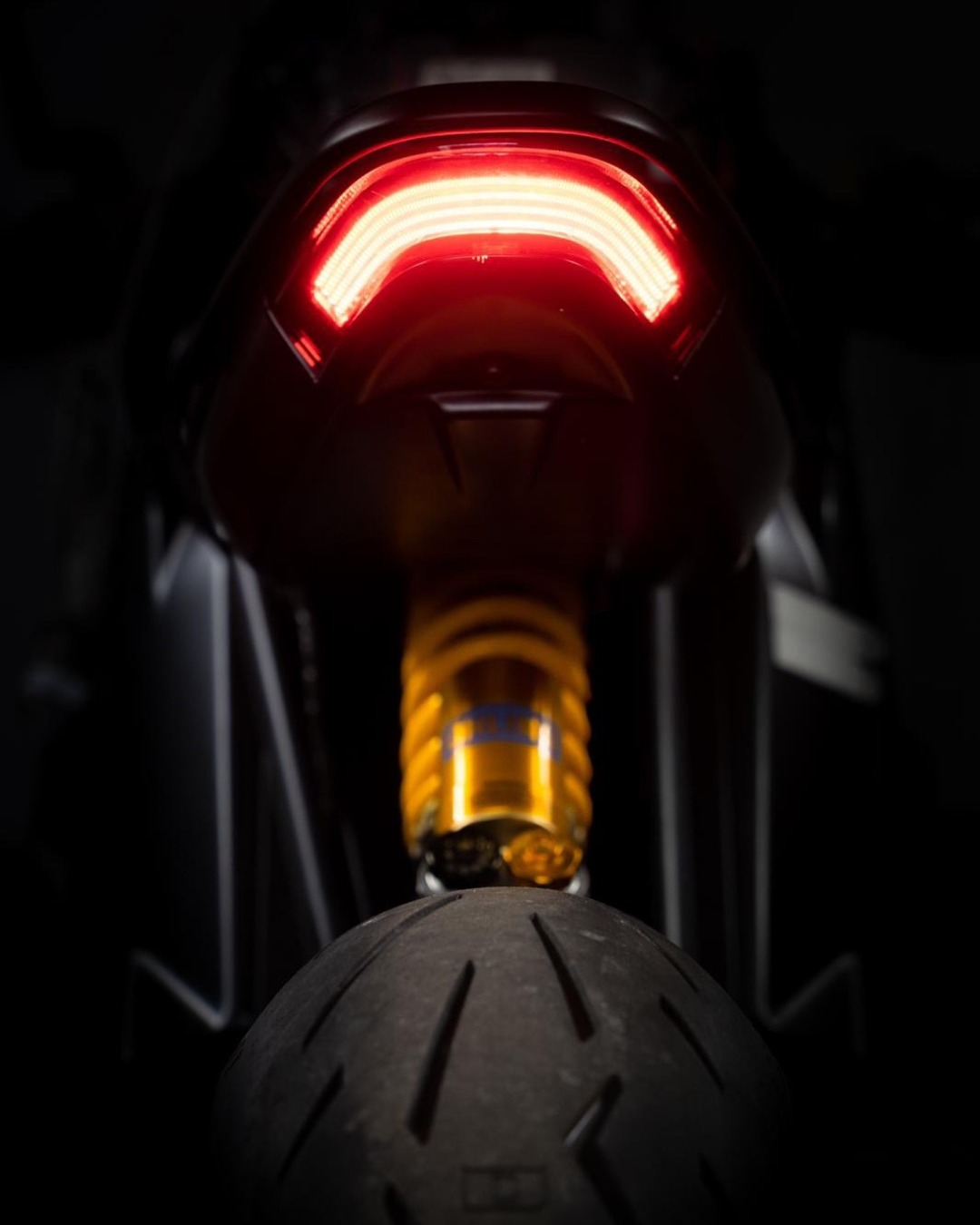 弧的向量——世界上最先进的摩托车,以全新的天使版计划。所有媒体来自弧的Facebook页面。