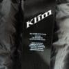 护理指示标签内Klim特立独行的摩托车夹克