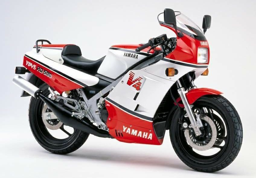 1985年雅马哈RD500LC摩托车