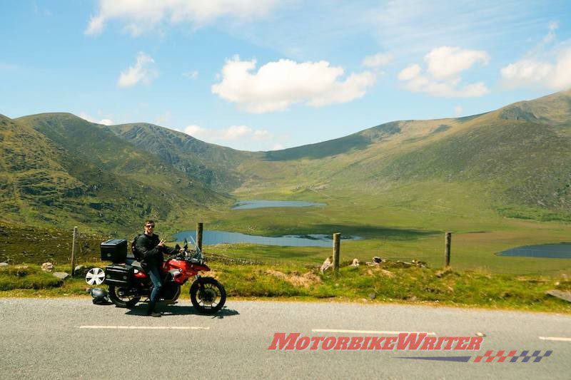 图片:凯尔特人骑摩托车租赁爱尔兰