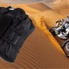 杜卡迪的DesertX旁边一双温柔的一面袋。媒体来自杜卡迪和杜卡迪的齿轮页面。