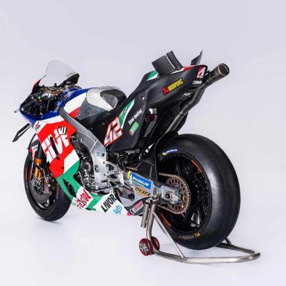 一个视图的本田的涂装为MotoGP。媒体来源:MCN。