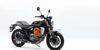 Harley-Davidson的X500，与QJ Motors合作开发。媒体来源:Bike Wale。
