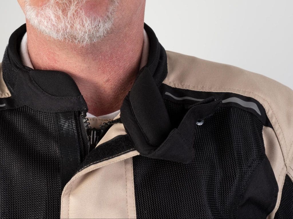 飞行员Motosport Elipsol空气套模型脖子和衣领的特写镜头展示