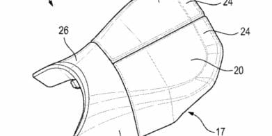 视图的新专利,宝马摩托车的座位,配有两个可调节组件的高度和宽度